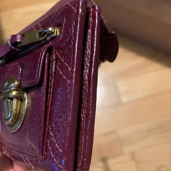 Classic Marc Jacobs Continental Wallet - Picture 7 of 15